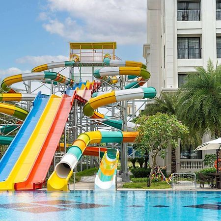 Wyndham Garden Grandworld Phu Quoc Hotel Exterior photo