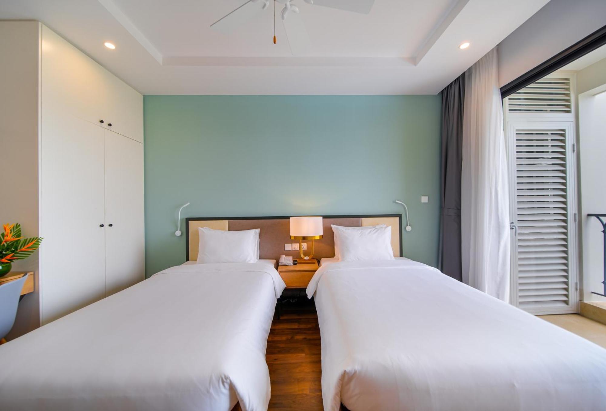Wyndham Garden Grandworld Phu Quoc Hotel Exterior photo