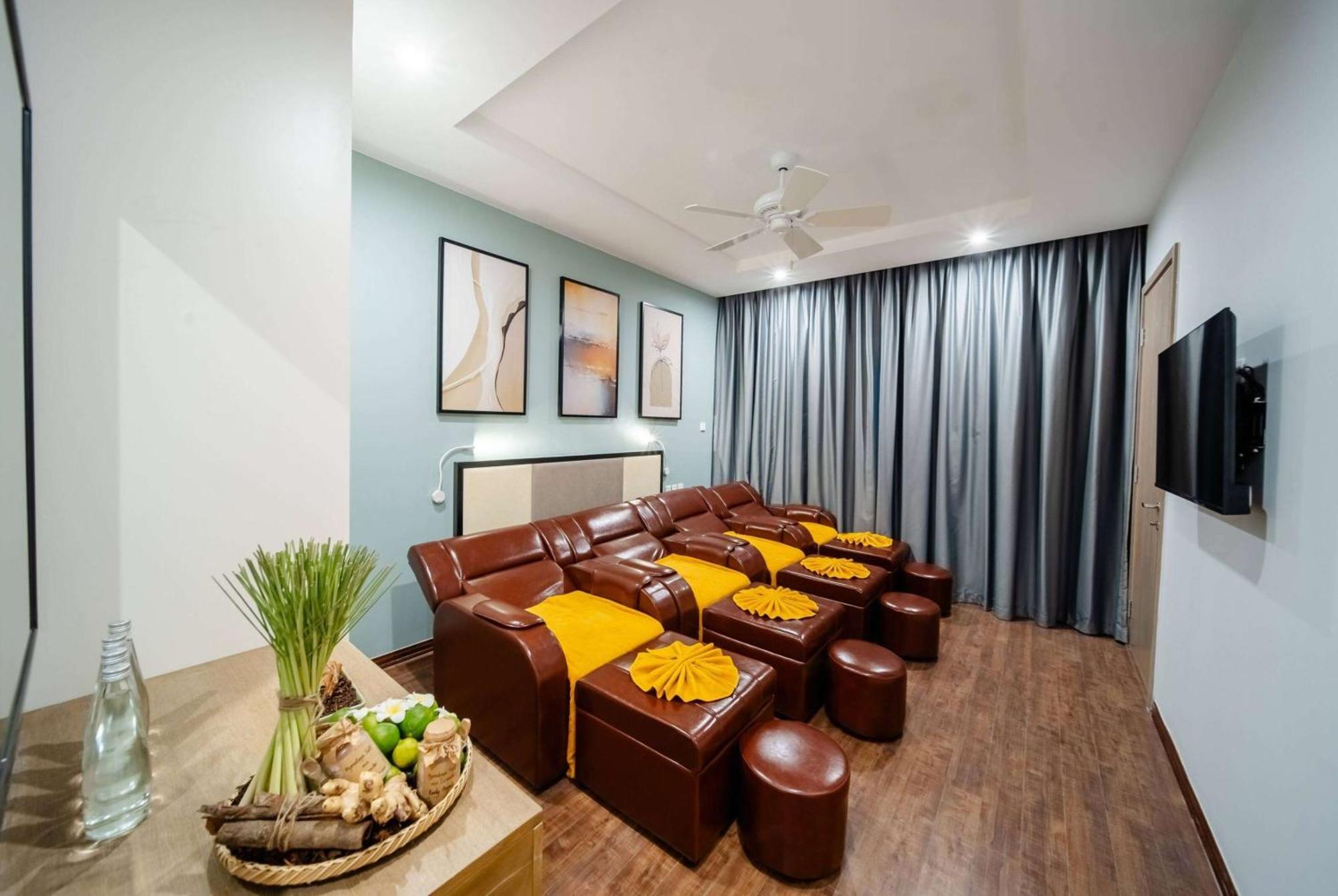 Wyndham Garden Grandworld Phu Quoc Hotel Exterior photo